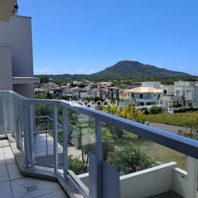 Casa com 181m², 4 quartos (sendo 4 suítes), 2 garagens, no bairro Ingleses em Florianópolis
