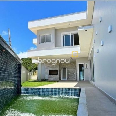 Casa de Condomínio com 400m², 4 quartos (sendo 3 suítes), 4 garagens, no bairro Ingleses em Florianópolis