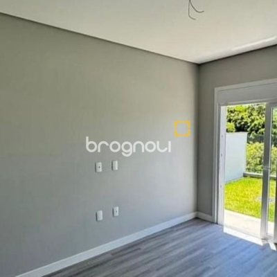 Casa de Condomínio com 400m², 4 quartos (sendo 3 suítes), 4 garagens, no bairro Ingleses em Florianópolis