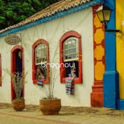 Casa com 135m², 1 quarto, 2 garagens, no bairro Sambaqui em Florianópolis