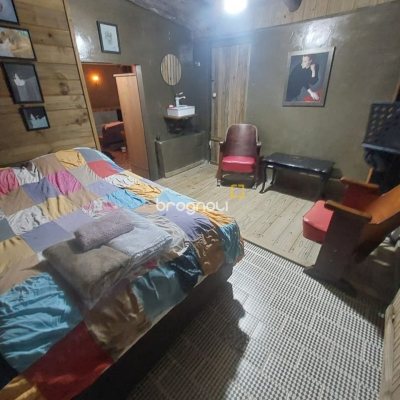 Casa com 135m², 1 quarto, 2 garagens, no bairro Sambaqui em Florianópolis