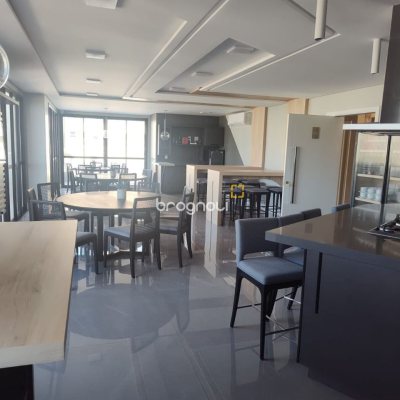 Apartamento com 98m², 3 quartos (sendo 3 suítes), 3 garagens, no bairro Trindade em Florianópolis