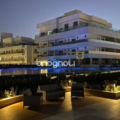 Cobertura com 235m², 3 quartos (sendo 3 suítes), 3 garagens, no bairro Ingleses em Florianópolis