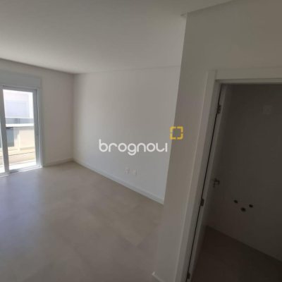 Cobertura com 235m², 3 quartos (sendo 3 suítes), 3 garagens, no bairro Ingleses em Florianópolis