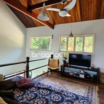 Casa com 450m², 4 quartos (sendo 4 suítes), 8 garagens, no bairro Praia Brava em Florianópolis