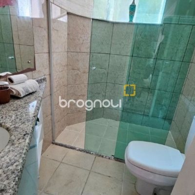 Casa com 450m², 4 quartos (sendo 4 suítes), 8 garagens, no bairro Praia Brava em Florianópolis