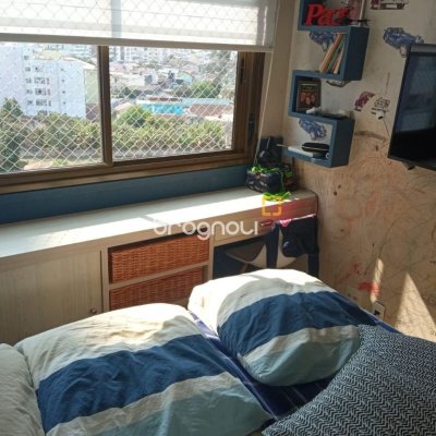 Apartamento com 100m², 3 quartos (sendo 1 suíte), 2 garagens, no bairro Balneário em Florianópolis