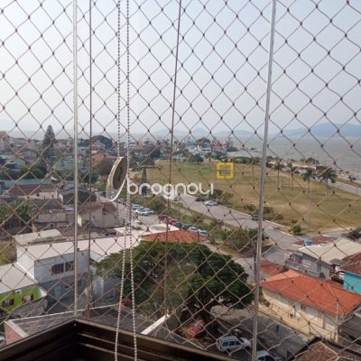 Apartamento com 100m², 3 quartos (sendo 1 suíte), 2 garagens, no bairro Balneário em Florianópolis