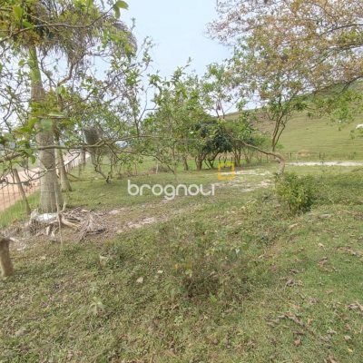 Terreno com 2021m², no bairro Sorocaba em Biguaçu
