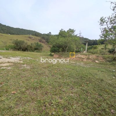 Terreno com 2021m², no bairro Sorocaba em Biguaçu