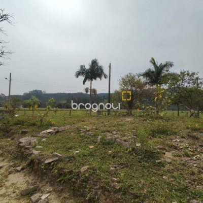 Terreno com 2021m², no bairro Sorocaba em Biguaçu