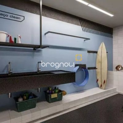 Studio com 32m², 1 quarto (sendo 1 suíte), 1 garagem, no bairro Estreito em Florianópolis