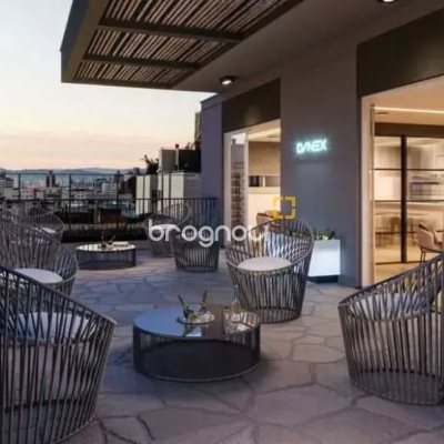 Studio com 32m², 1 quarto (sendo 1 suíte), 1 garagem, no bairro Estreito em Florianópolis
