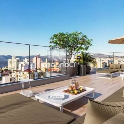 Studio com 32m², 1 quarto (sendo 1 suíte), 1 garagem, no bairro Estreito em Florianópolis