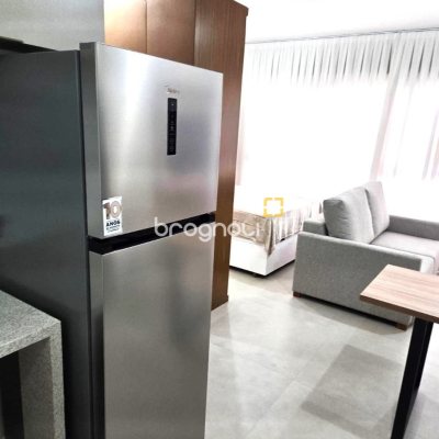Studio com 32m², 1 quarto (sendo 1 suíte), 1 garagem, no bairro Estreito em Florianópolis