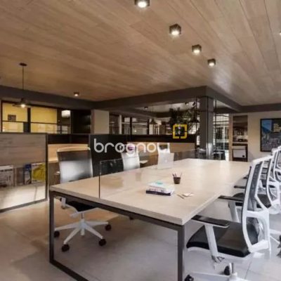Studio com 32m², 1 quarto (sendo 1 suíte), 1 garagem, no bairro Estreito em Florianópolis