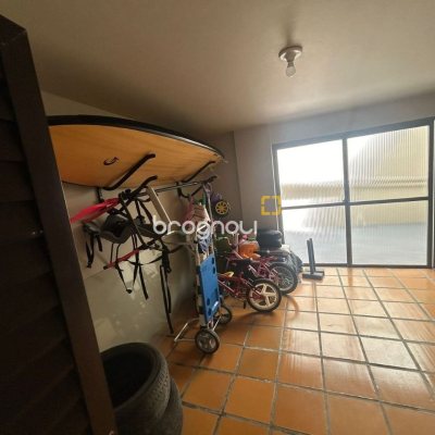 Apartamento com 84m², 3 quartos (sendo 1 suíte), 2 garagens, no bairro Itaguaçu em Florianópolis