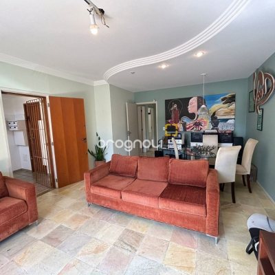 Apartamento com 84m², 3 quartos (sendo 1 suíte), 2 garagens, no bairro Itaguaçu em Florianópolis