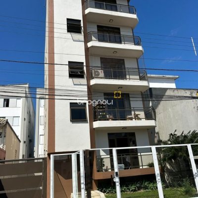 Apartamento com 84m², 3 quartos (sendo 1 suíte), 2 garagens, no bairro Itaguaçu em Florianópolis