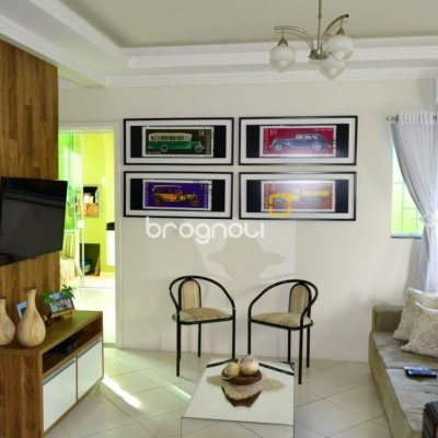 Casa com 140m², 3 quartos (sendo 1 suíte), 2 garagens, no bairro Ingleses em Florianópolis