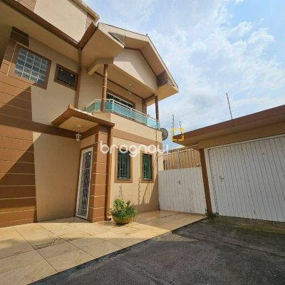 Casa com 140m², 3 quartos (sendo 1 suíte), 2 garagens, no bairro Ingleses em Florianópolis