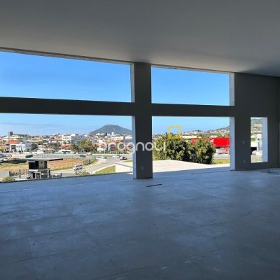 Casa de Condomínio com 551m², 4 quartos (sendo 4 suítes), 2 garagens, no bairro Ingleses em Florianópolis