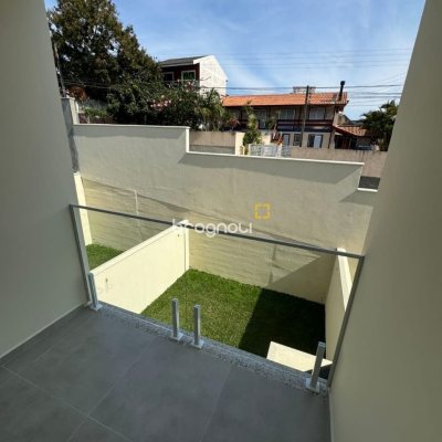 Casa com 133m², 2 quartos (sendo 2 suítes), 1 garagem, no bairro Ingleses em Florianópolis