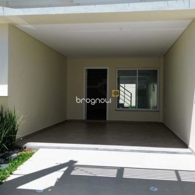 Casa com 133m², 2 quartos (sendo 2 suítes), 1 garagem, no bairro Ingleses em Florianópolis