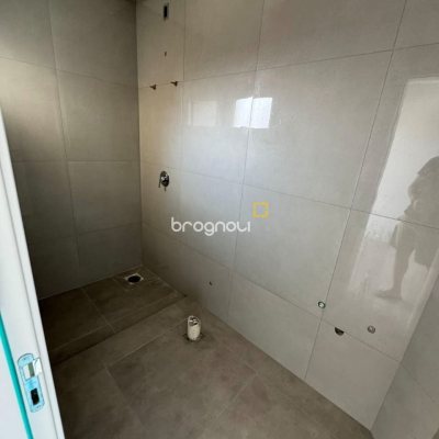 Casa com 133m², 2 quartos (sendo 2 suítes), 1 garagem, no bairro Ingleses em Florianópolis