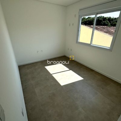 Casa com 143m², 3 quartos (sendo 1 suíte), 2 garagens, no bairro Ingleses em Florianópolis