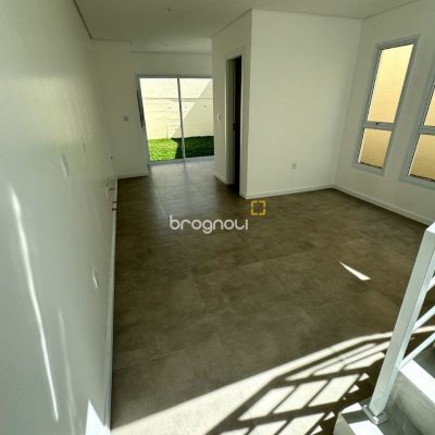 Casa com 143m², 3 quartos (sendo 1 suíte), 2 garagens, no bairro Ingleses em Florianópolis