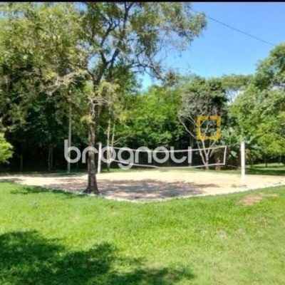 Casa de Condomínio com 137m², 3 quartos (sendo 1 suíte), 2 garagens, no bairro Praia de Fora em Palhoça