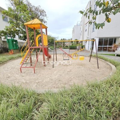 Apartamento com 82m², 3 quartos (sendo 1 suíte), 2 garagens, no bairro Campeche em Florianópolis