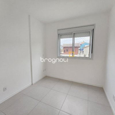 Apartamento com 82m², 3 quartos (sendo 1 suíte), 2 garagens, no bairro Campeche em Florianópolis