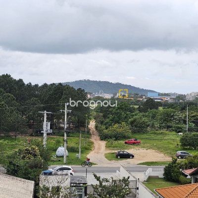 Apartamento com 82m², 3 quartos (sendo 1 suíte), 2 garagens, no bairro Campeche em Florianópolis
