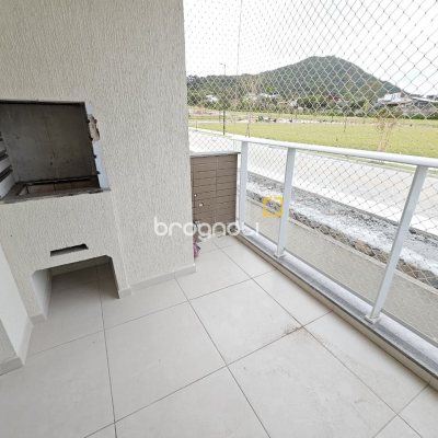 Apartamento com 82m², 3 quartos (sendo 1 suíte), 2 garagens, no bairro Campeche em Florianópolis