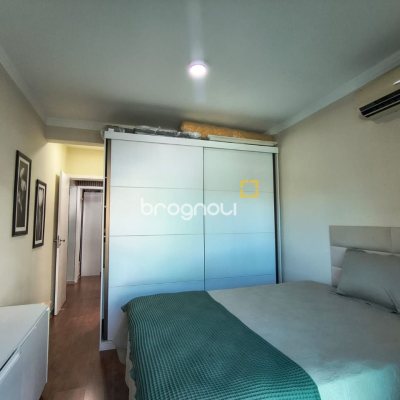 Apartamento com 63m², 2 quartos (sendo 1 suíte), 1 garagem, no bairro Pagani em Palhoça