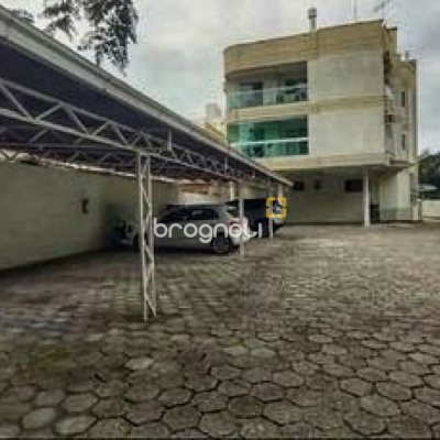 Apartamento com 63m², 2 quartos (sendo 1 suíte), 1 garagem, no bairro Pagani em Palhoça