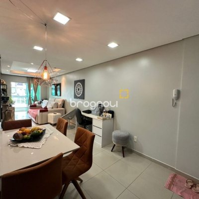 Apartamento com 63m², 2 quartos (sendo 1 suíte), 1 garagem, no bairro Pagani em Palhoça