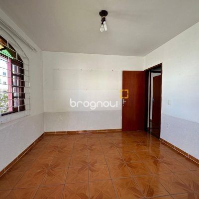 Casa com 131m², 4 quartos, 4 garagens, no bairro Aririú em Palhoça