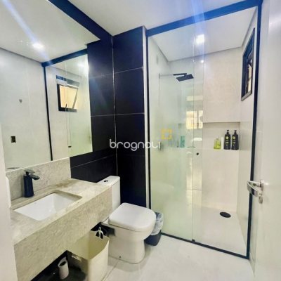 Cobertura com 294m², 3 quartos (sendo 3 suítes), 2 garagens, no bairro Campeche em Florianópolis