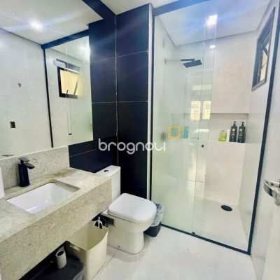 Cobertura com 294m², 3 quartos (sendo 3 suítes), 2 garagens, no bairro Campeche em Florianópolis