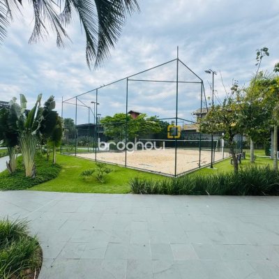 Cobertura com 294m², 3 quartos (sendo 3 suítes), 2 garagens, no bairro Campeche em Florianópolis