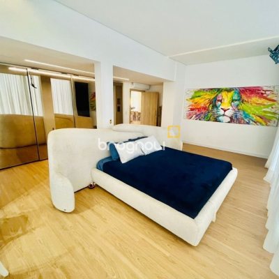 Cobertura com 294m², 3 quartos (sendo 3 suítes), 2 garagens, no bairro Campeche em Florianópolis