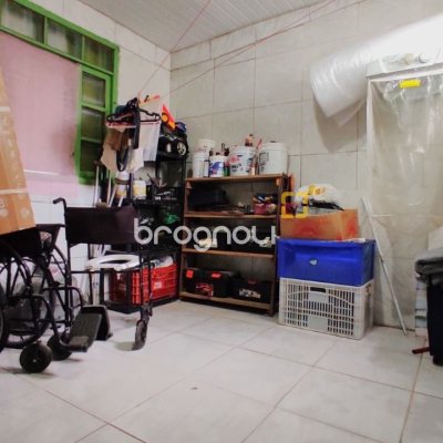 Casa com 188m², 4 quartos, 4 garagens, no bairro Forquilhas em São José