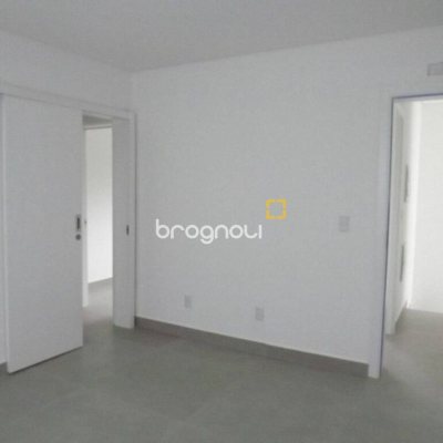 Casa com 133m², 3 quartos (sendo 1 suíte), 1 garagem, no bairro Ribeirão da Ilha em Florianópolis