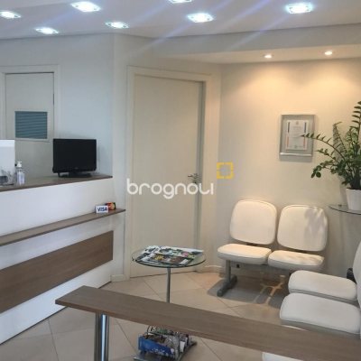 Loja com 86m², 1 garagem, no bairro Campinas em São José