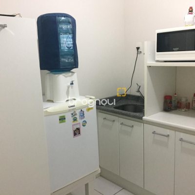 Loja com 86m², 1 garagem, no bairro Campinas em São José