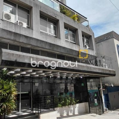 Sala com 47m², no bairro Centro em Florianópolis