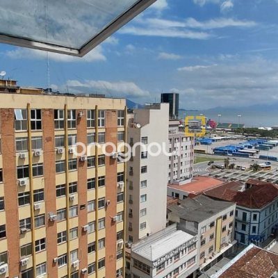 Sala com 47m², no bairro Centro em Florianópolis